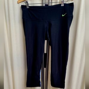 Nike Women’s Black Dri-Fit Leggings w/ Neon Swoosh | Size Medium